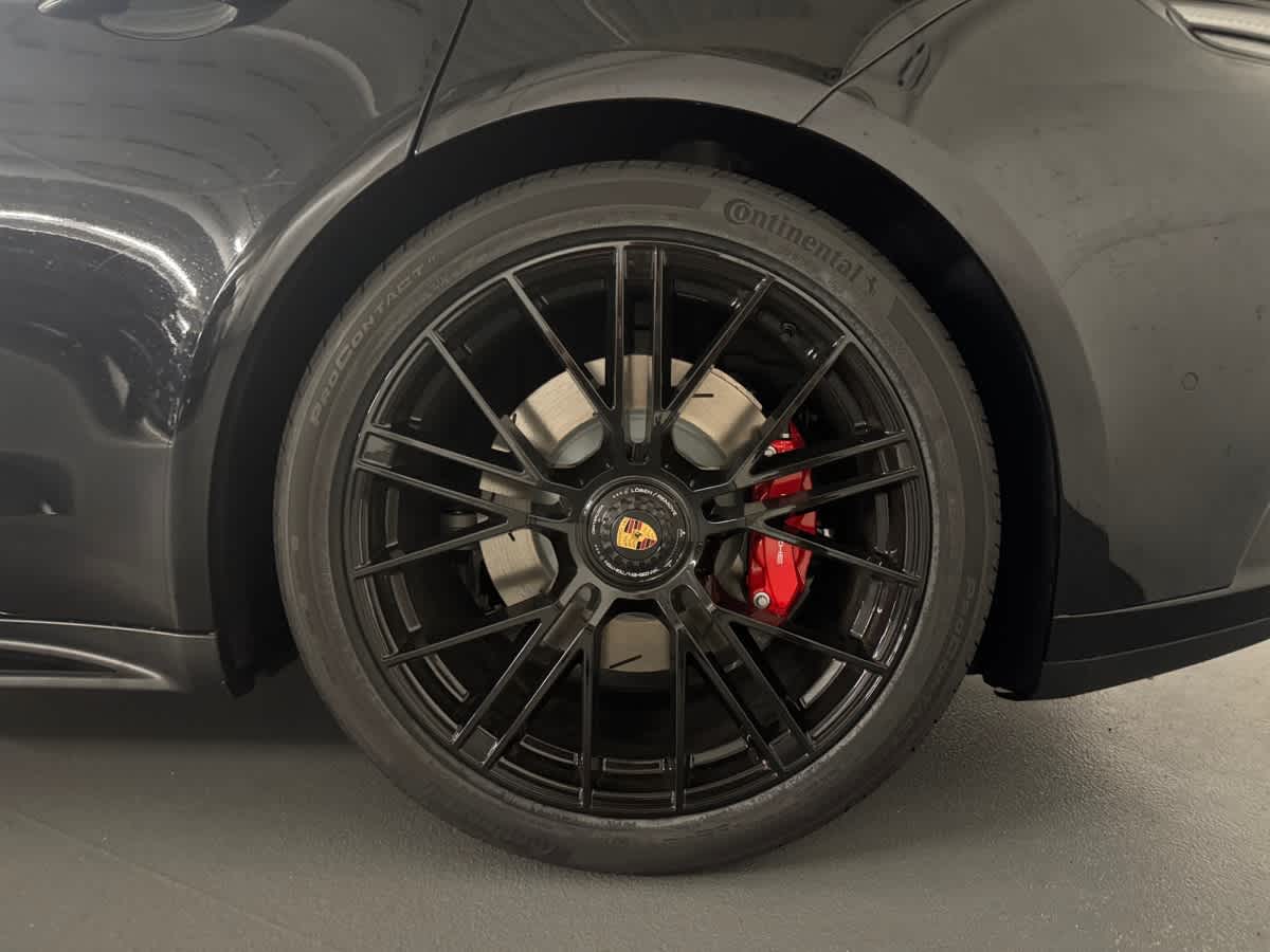 new 2026 Porsche Panamera car