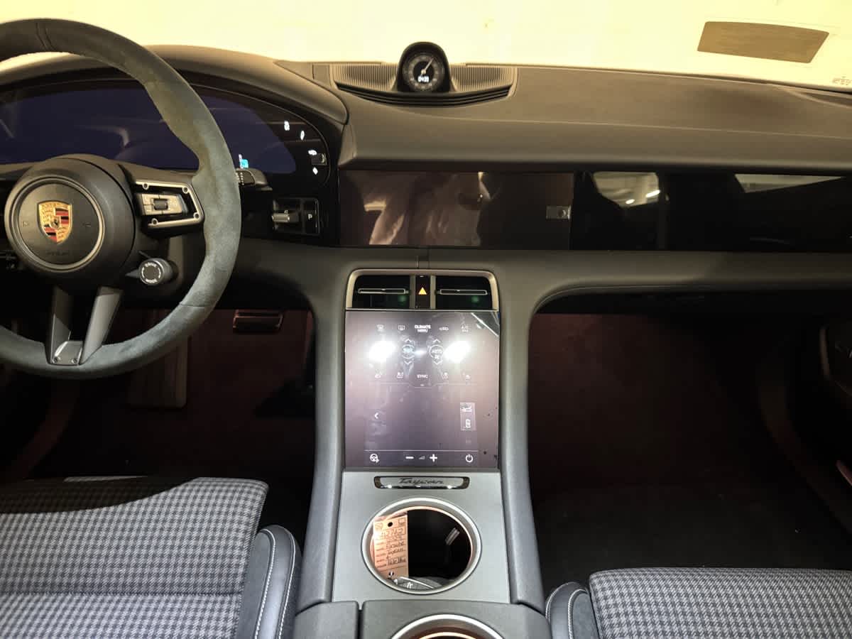 new 2025 Porsche Taycan car