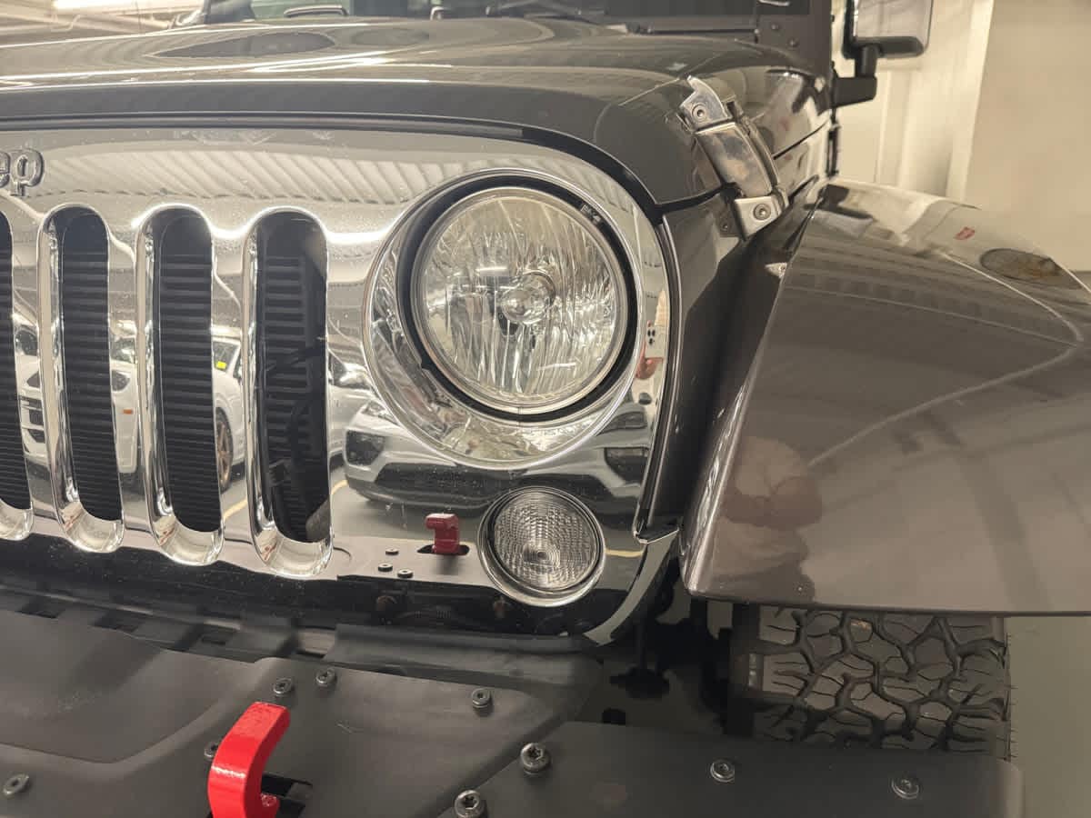 used 2014 Jeep Wrangler Unlimited car, priced at $20,497