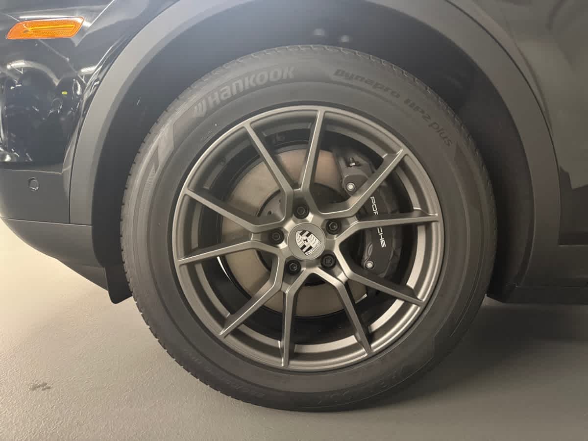 new 2026 Porsche Cayenne car