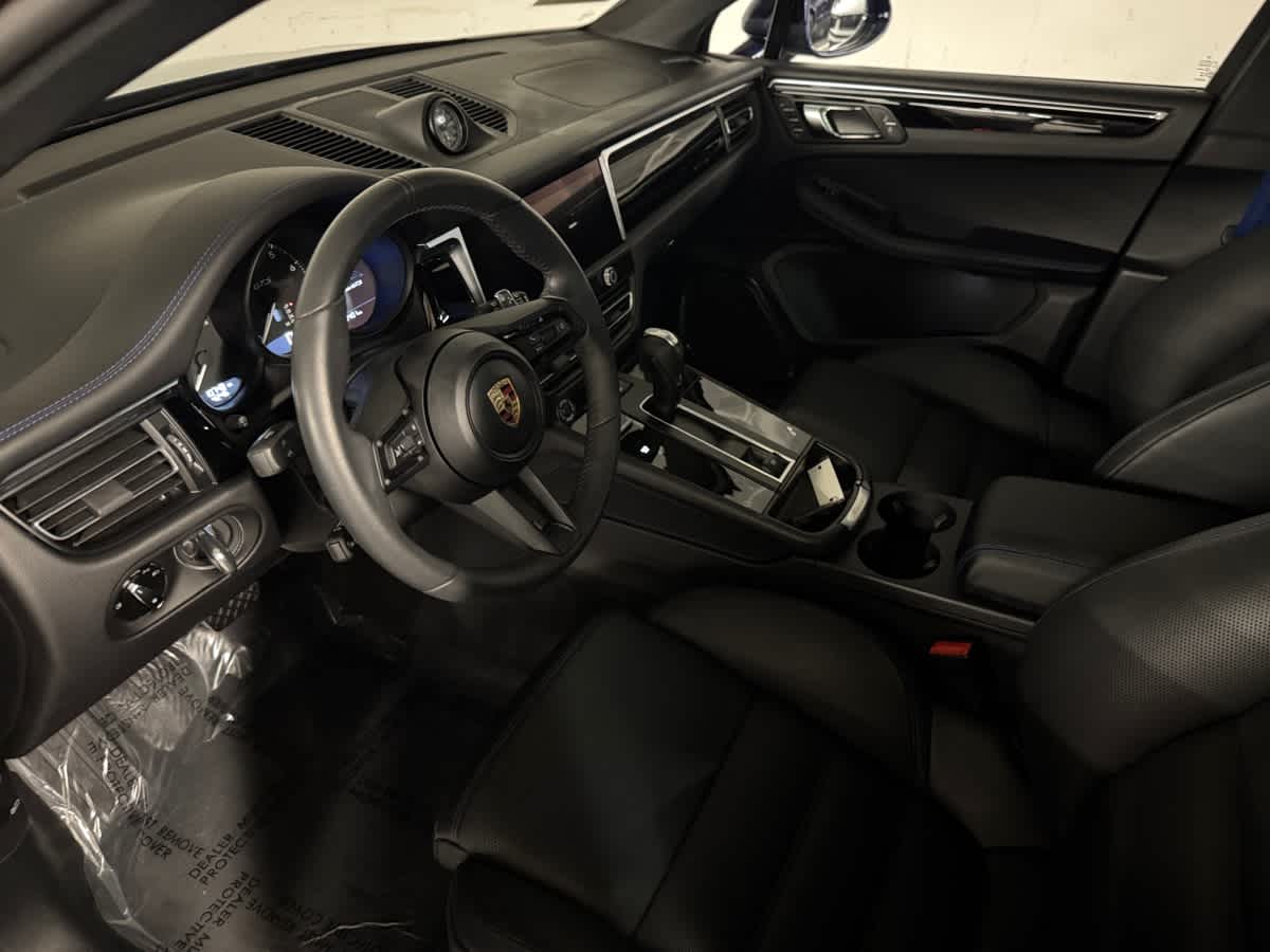 new 2025 Porsche Macan car