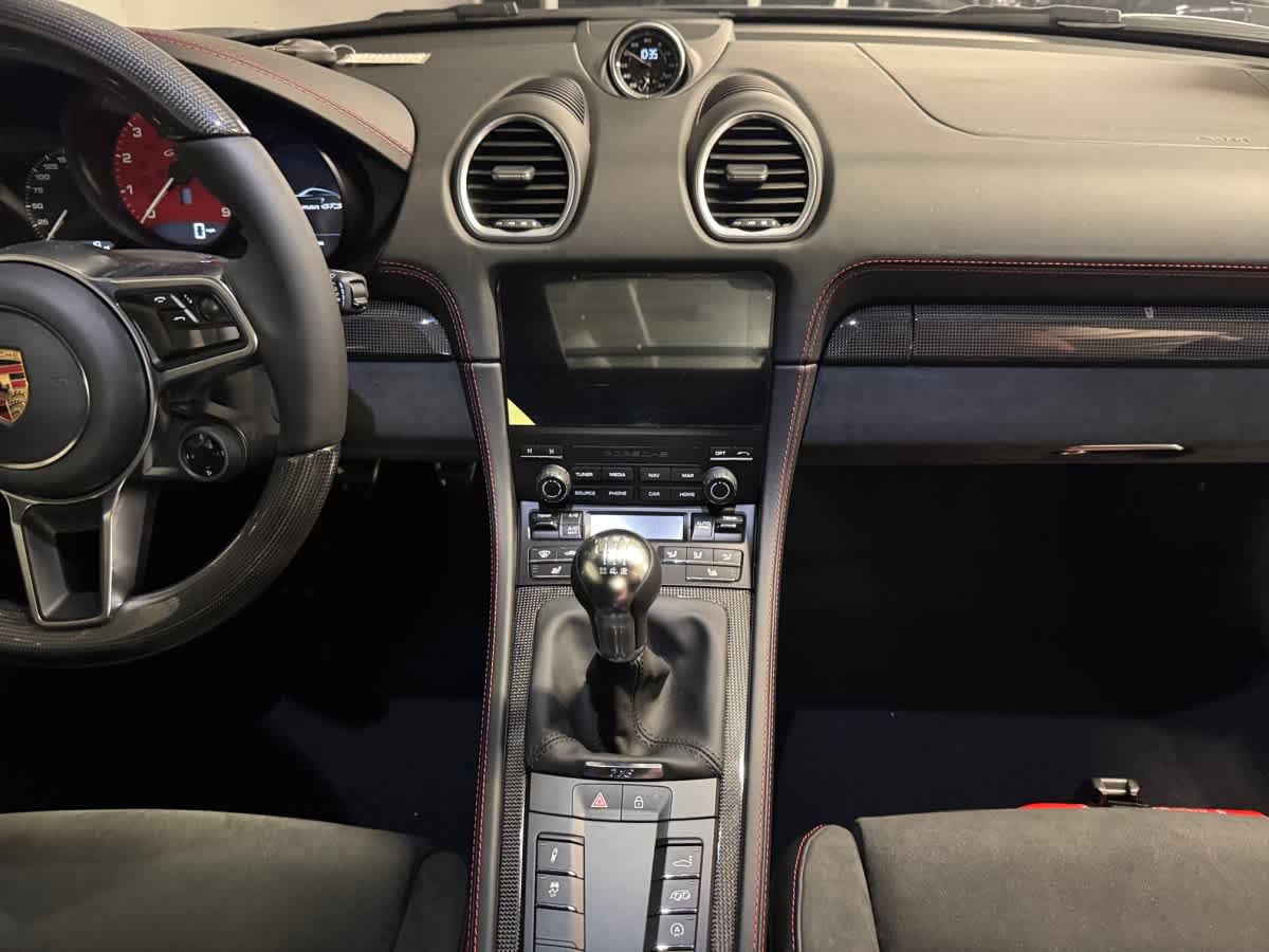 new 2025 Porsche 718 Cayman car