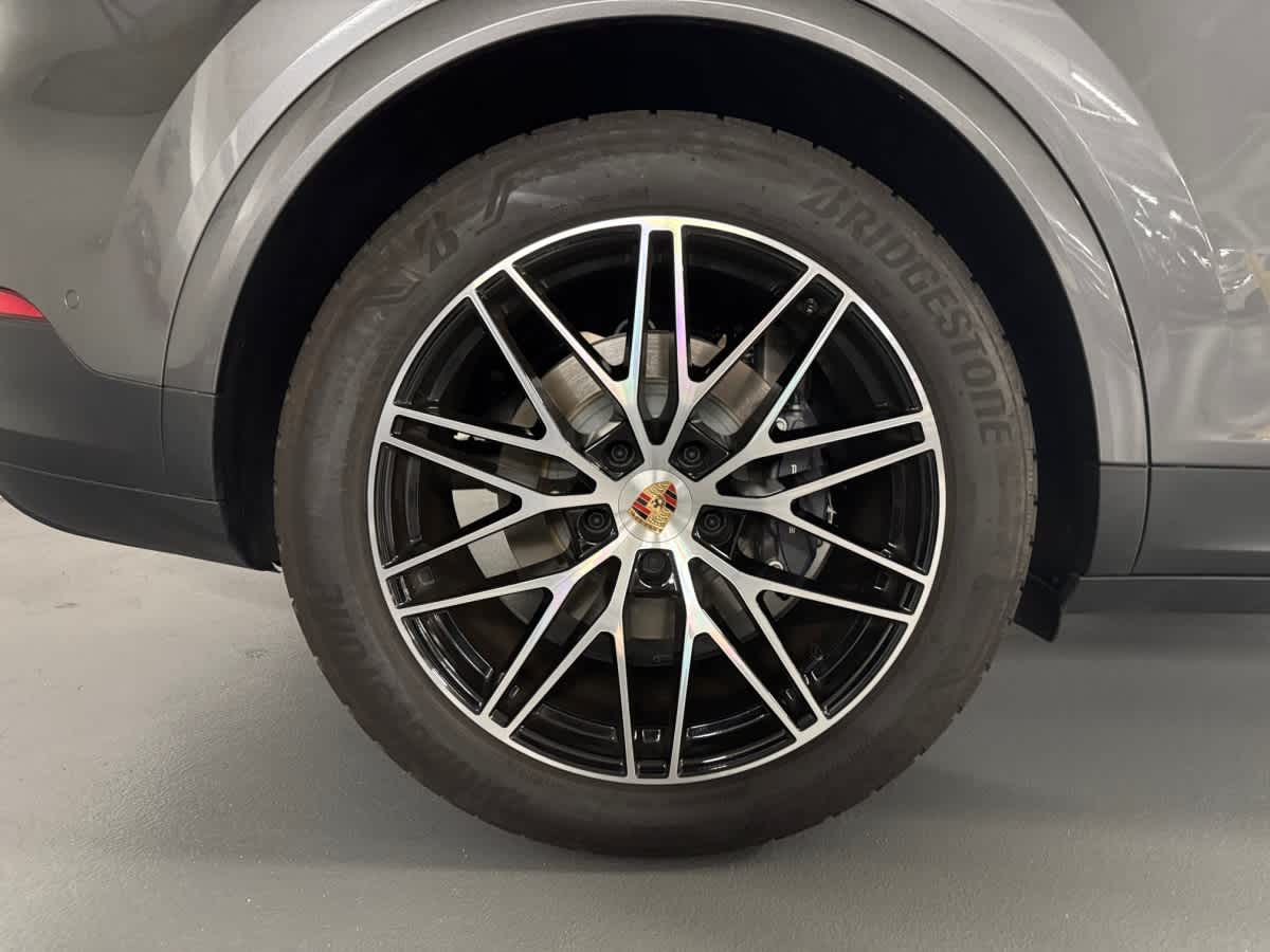 used 2025 Porsche Cayenne car, priced at $92,998