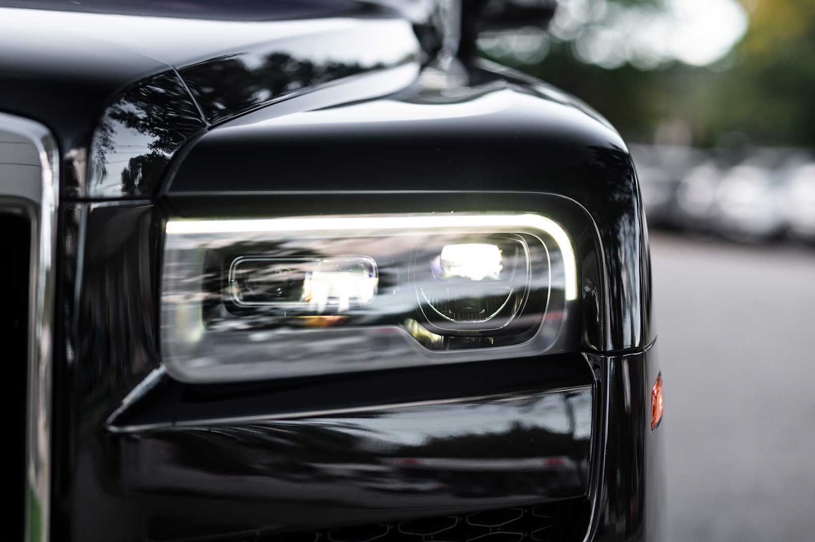 used 2022 Rolls-Royce Cullinan car, priced at $280,497