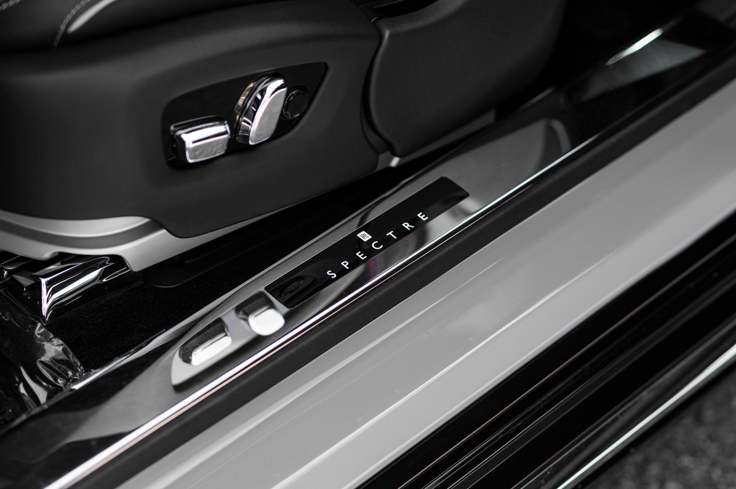 used 2024 Rolls-Royce Spectre car, priced at $384,998