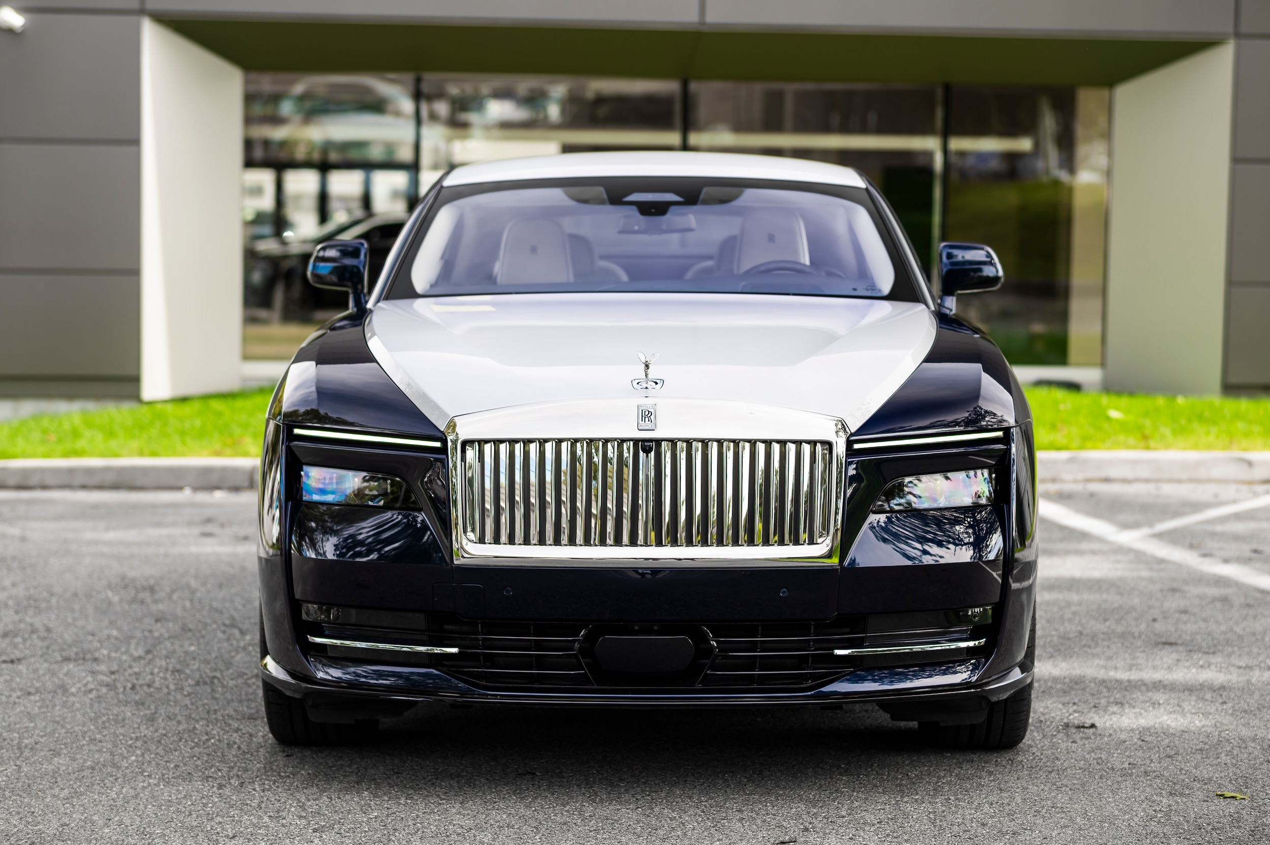 used 2024 Rolls-Royce Spectre car, priced at $384,998