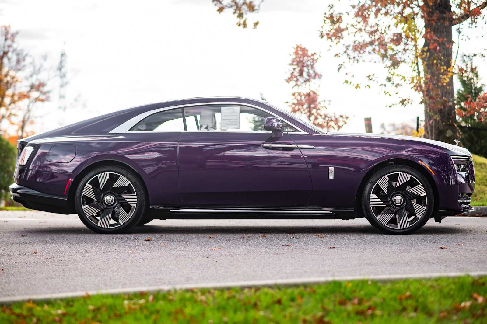 used 2024 Rolls-Royce Spectre car, priced at $385,497