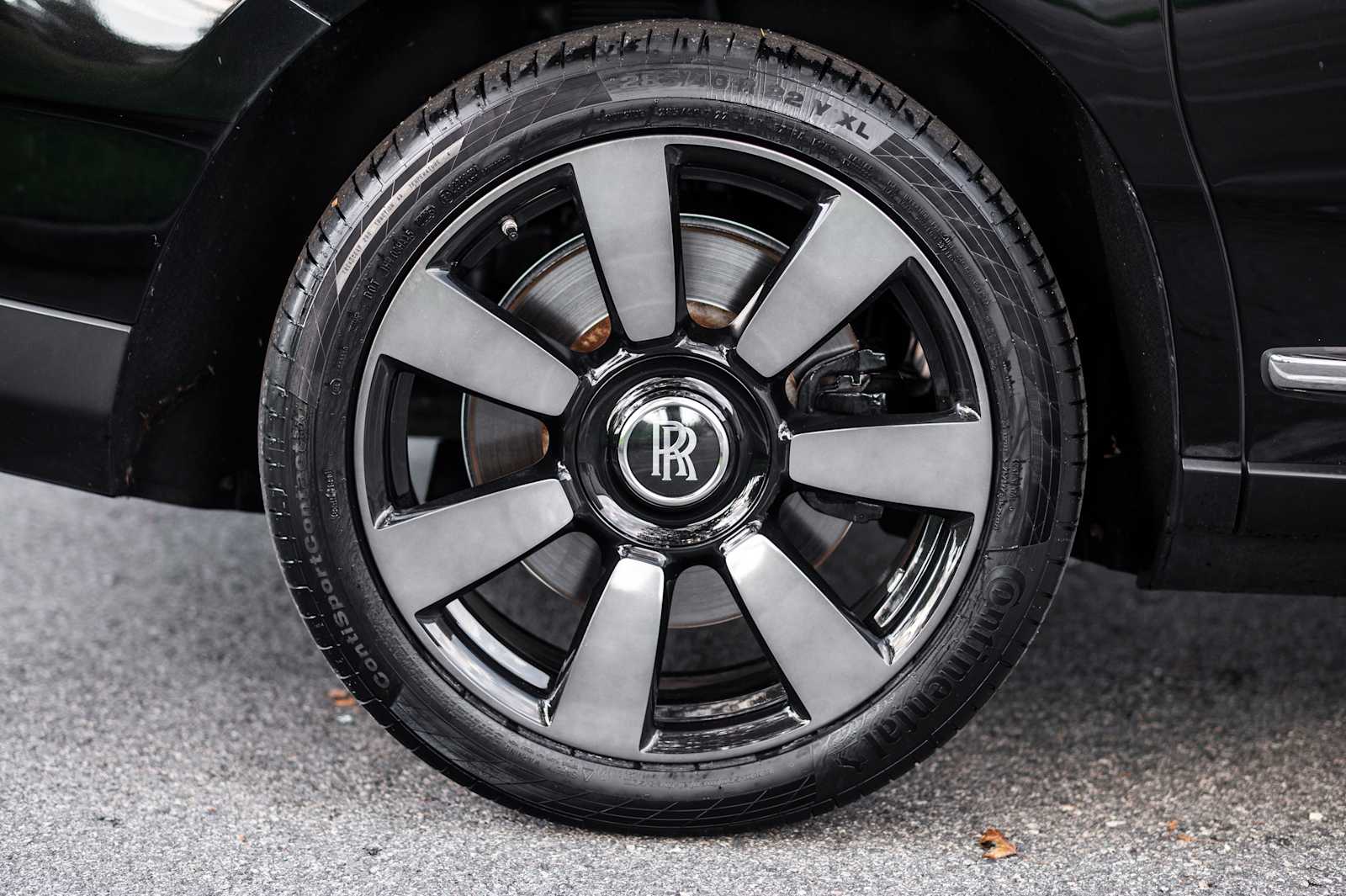 used 2022 Rolls-Royce Cullinan car, priced at $280,497