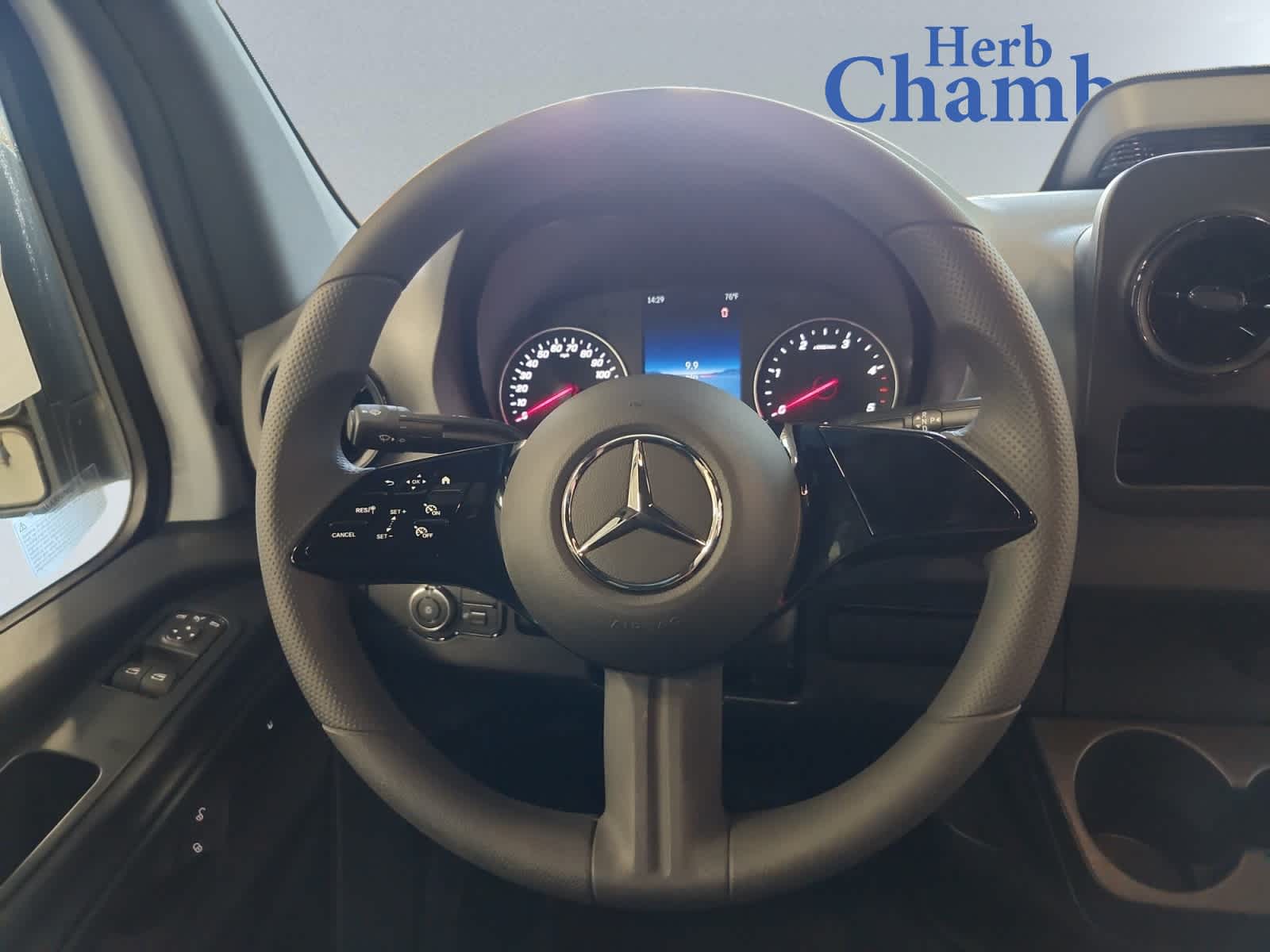 new 2025 Mercedes-Benz Sprinter 2500 car
