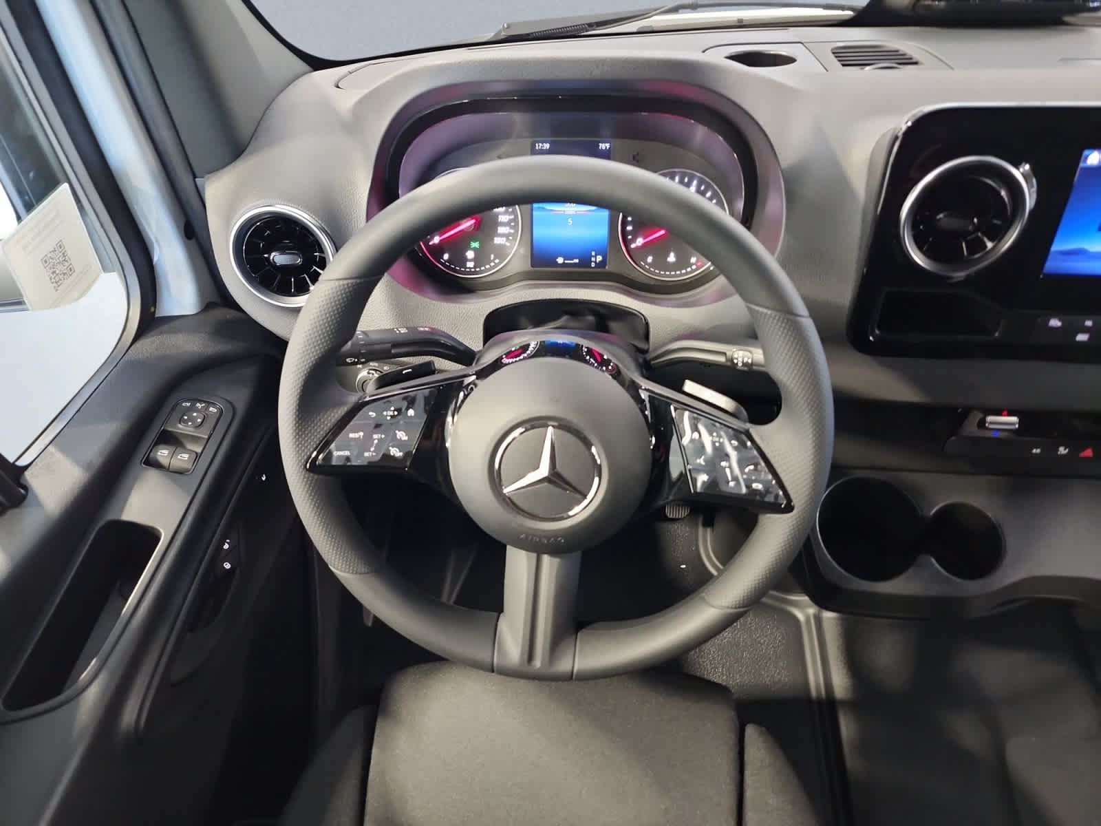 new 2025 Mercedes-Benz Sprinter 2500 car