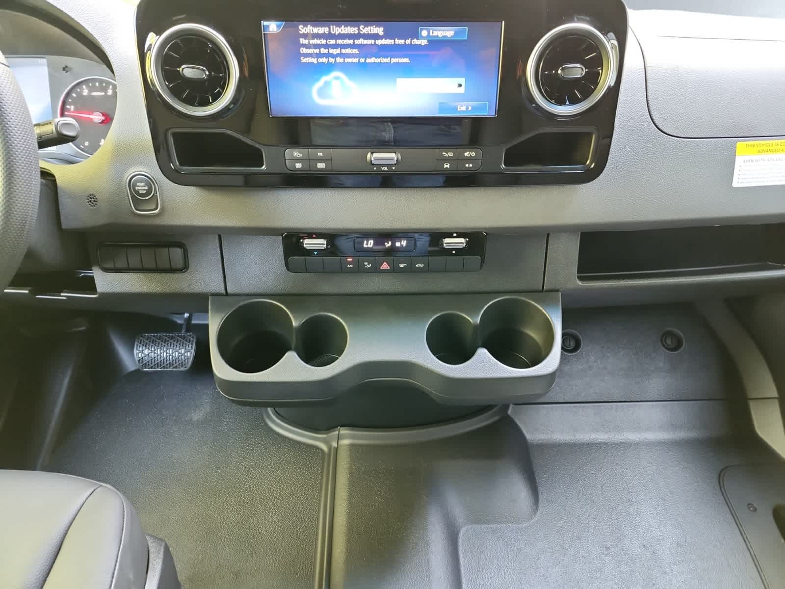 new 2025 Mercedes-Benz Sprinter 2500 car