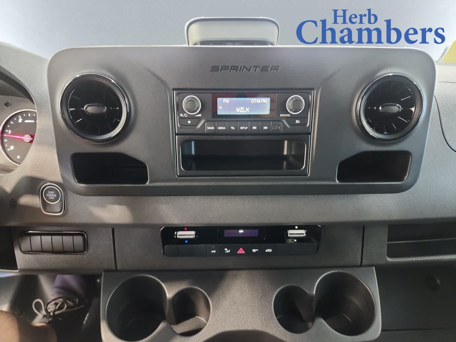 new 2025 Mercedes-Benz Sprinter 2500 car