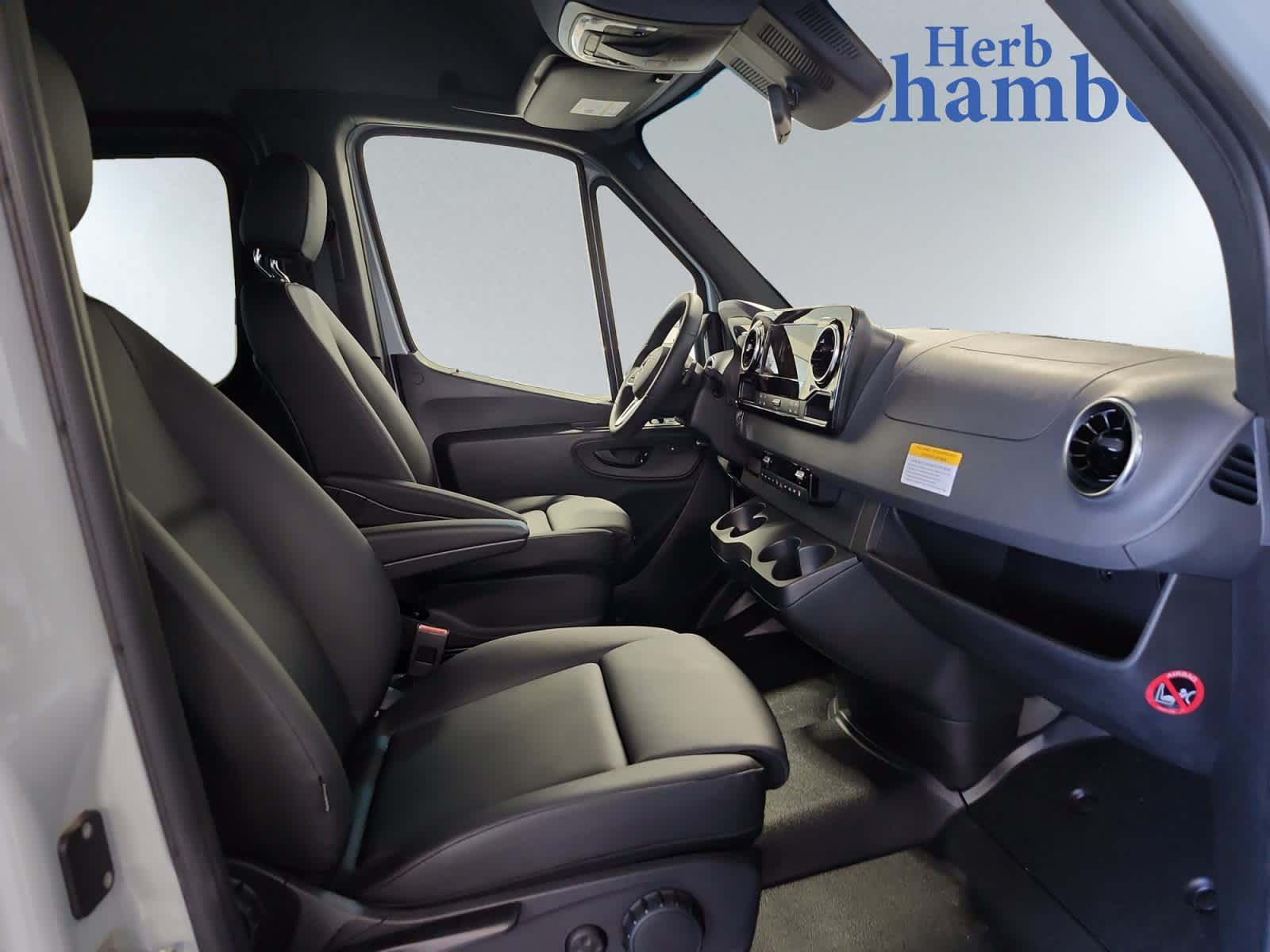 new 2024 Mercedes-Benz Sprinter 2500 car