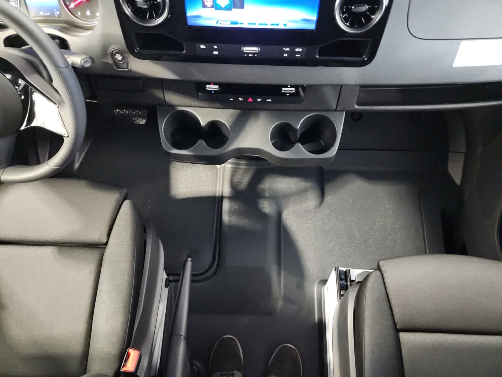 new 2025 Mercedes-Benz Sprinter 2500 car