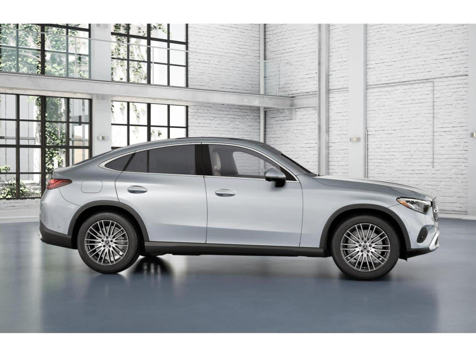 new 2025 Mercedes-Benz GLC 300 car