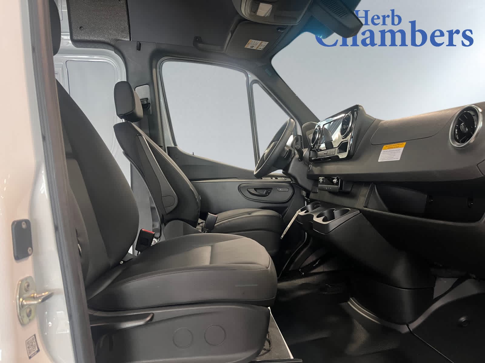 new 2025 Mercedes-Benz Sprinter 2500 car