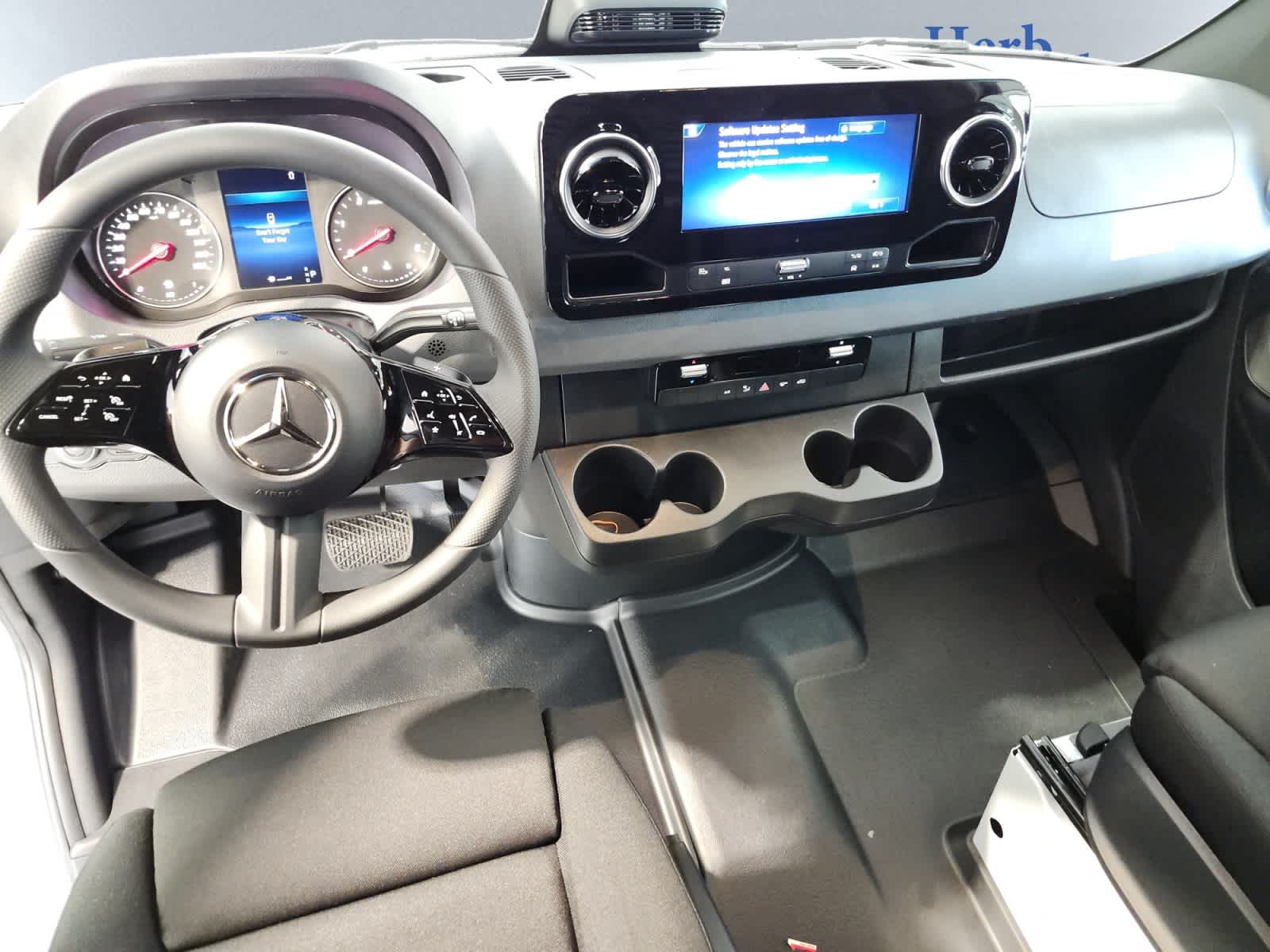 new 2025 Mercedes-Benz Sprinter 2500 car