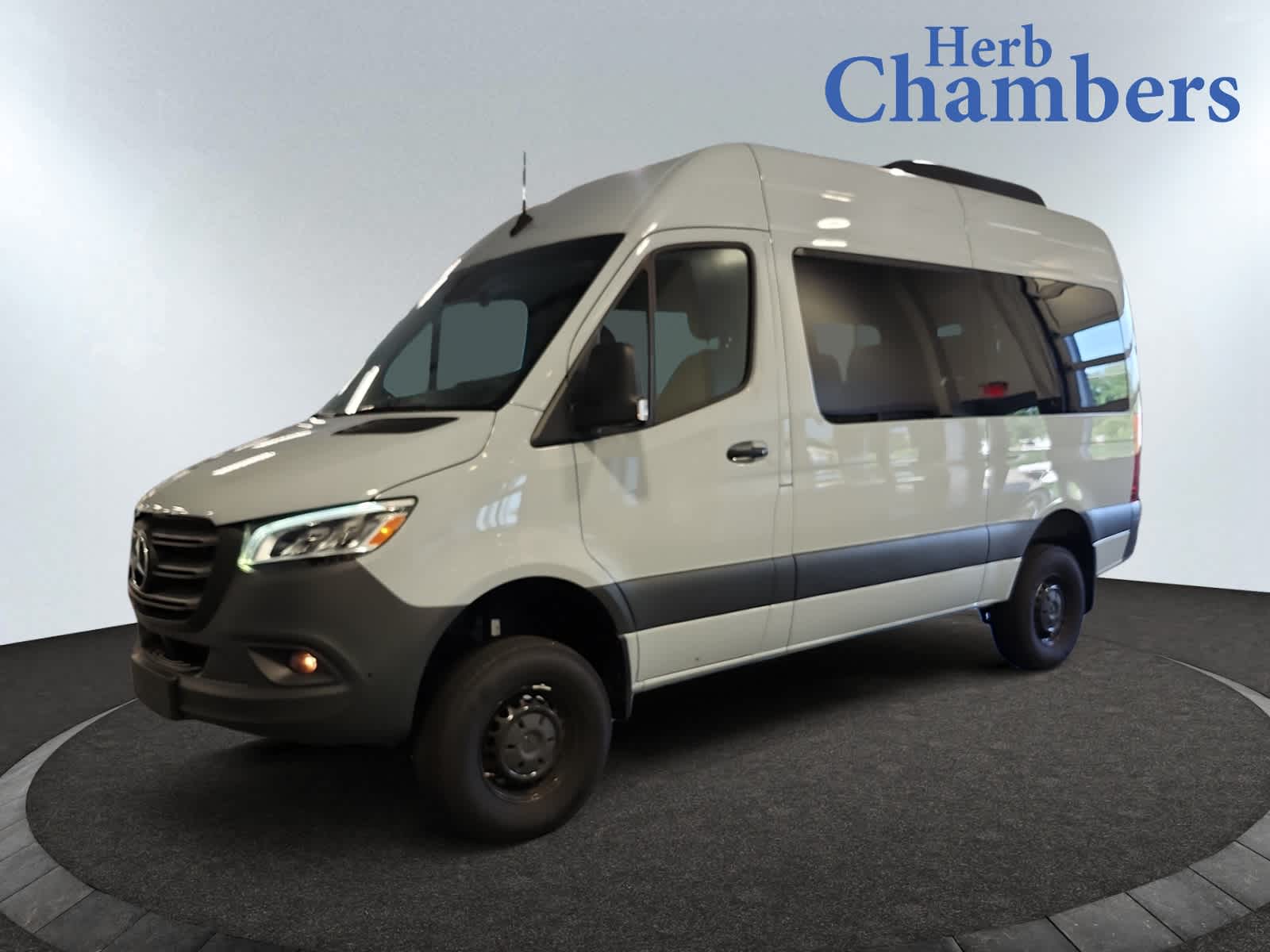 new 2024 Mercedes-Benz Sprinter 2500 car