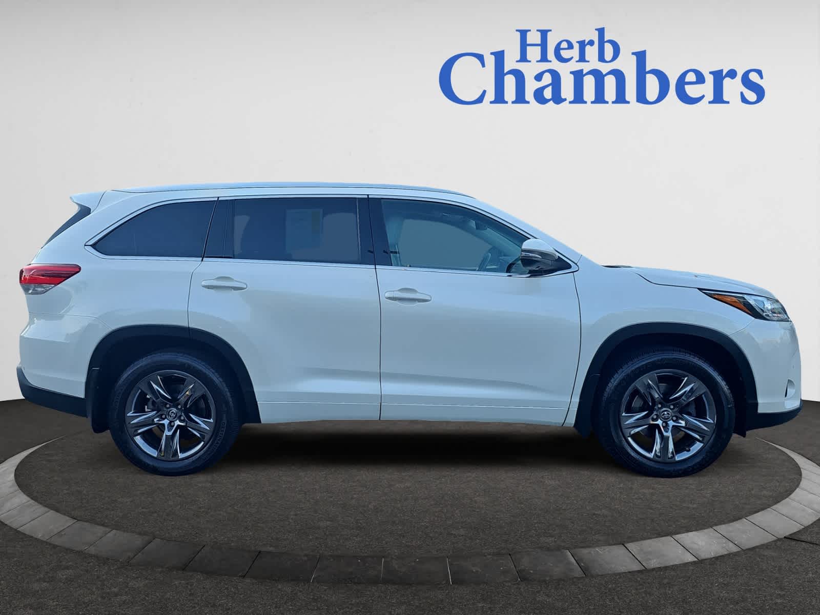 used 2017 Toyota Highlander car, priced at $34,497
