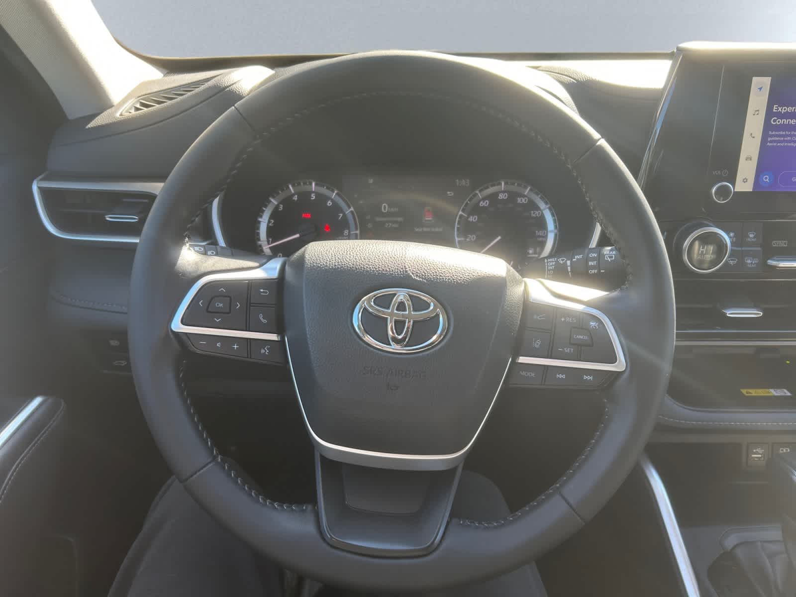 used 2023 Toyota Highlander car, priced at $43,497