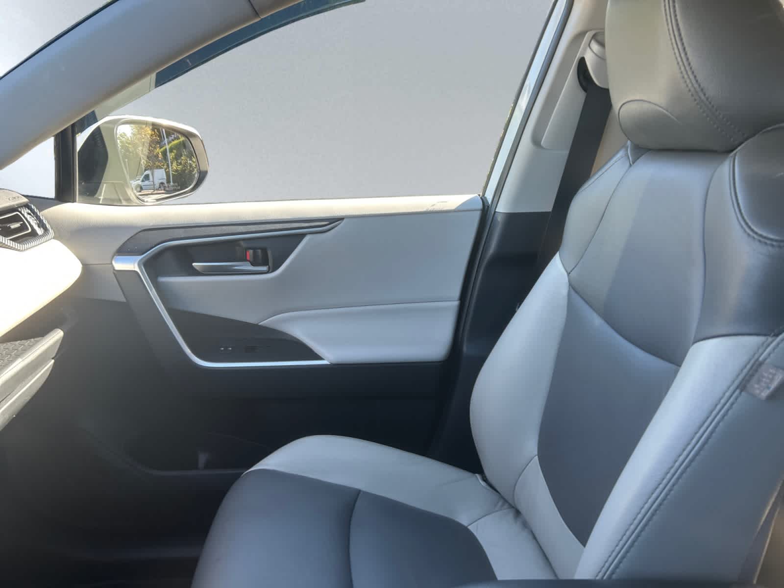 used 2019 Toyota RAV4 car, priced at $25,497