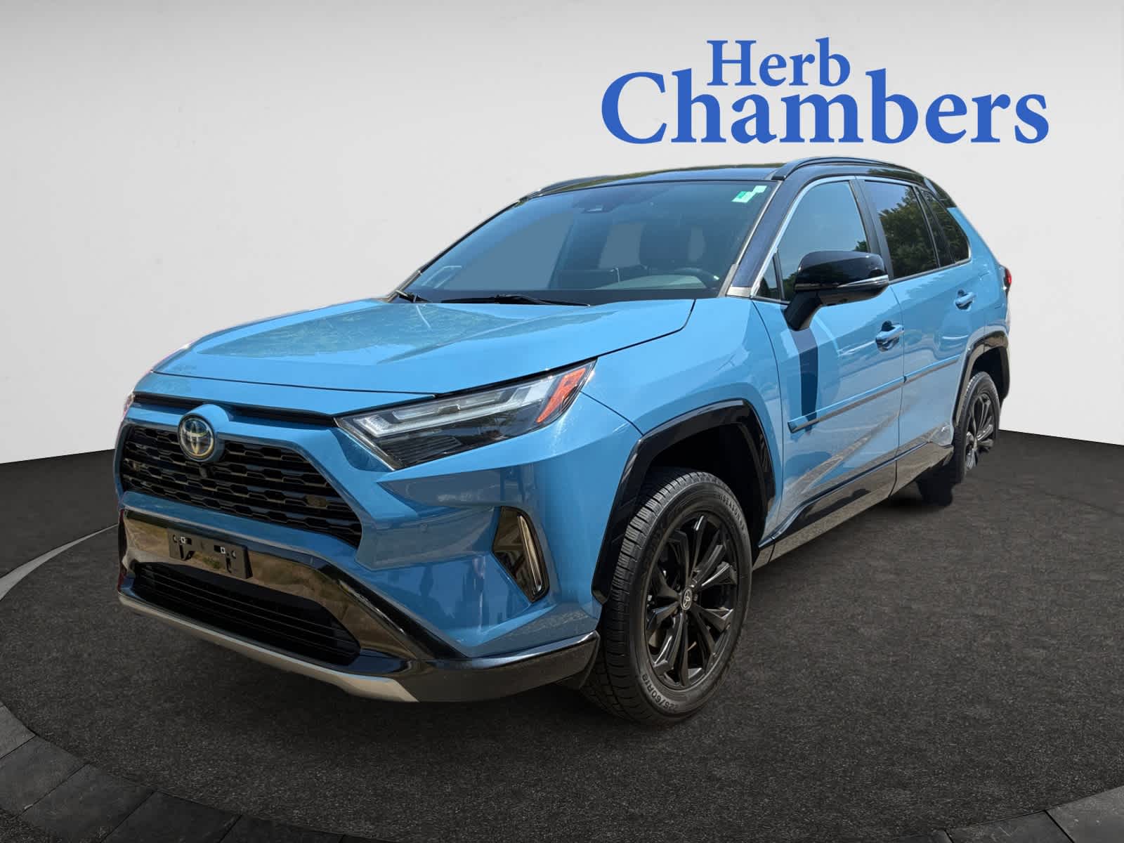used 2022 Toyota RAV4 car, priced at $31,998