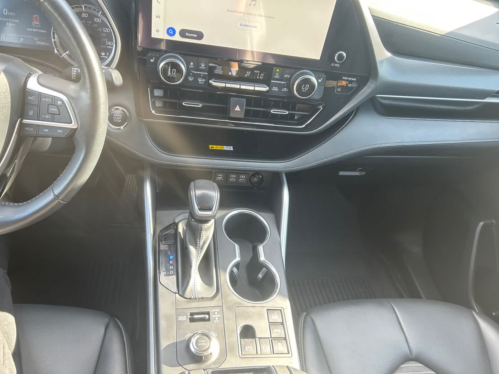 used 2023 Toyota Highlander car, priced at $45,497