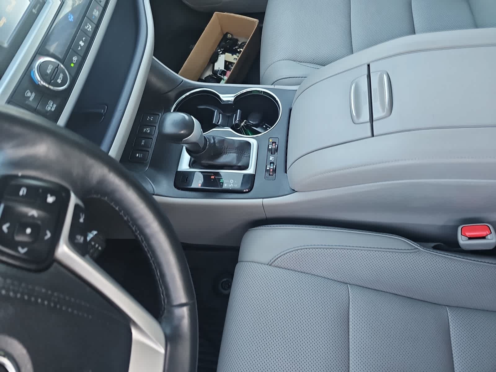 used 2017 Toyota Highlander car, priced at $34,497