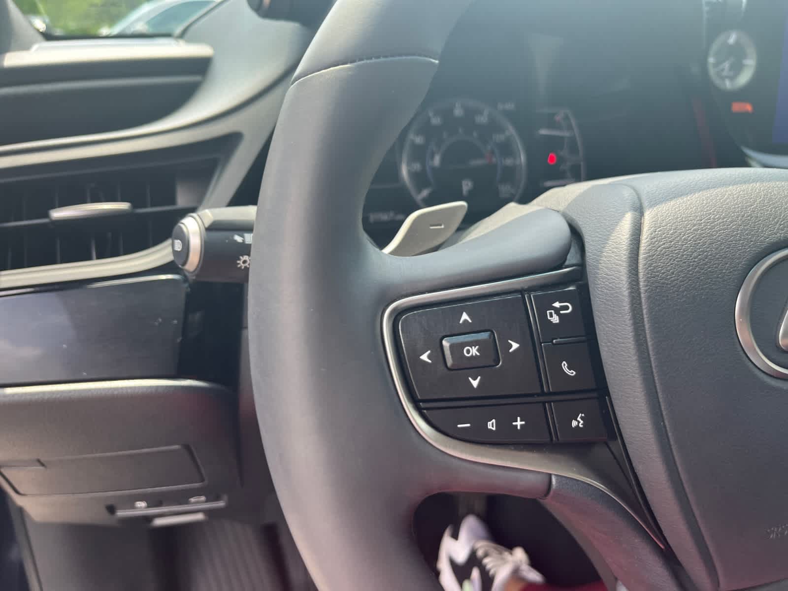 used 2023 Lexus ES car, priced at $39,998
