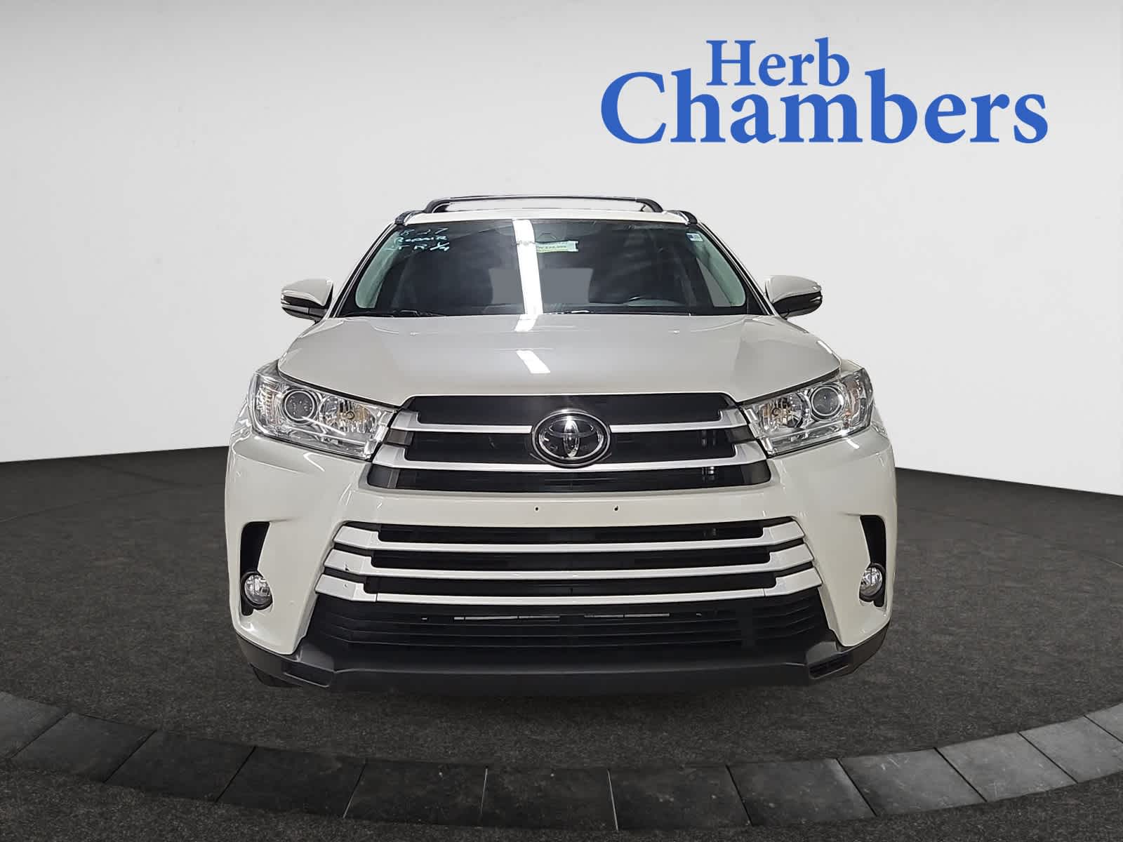 used 2018 Toyota Highlander car, priced at $29,397