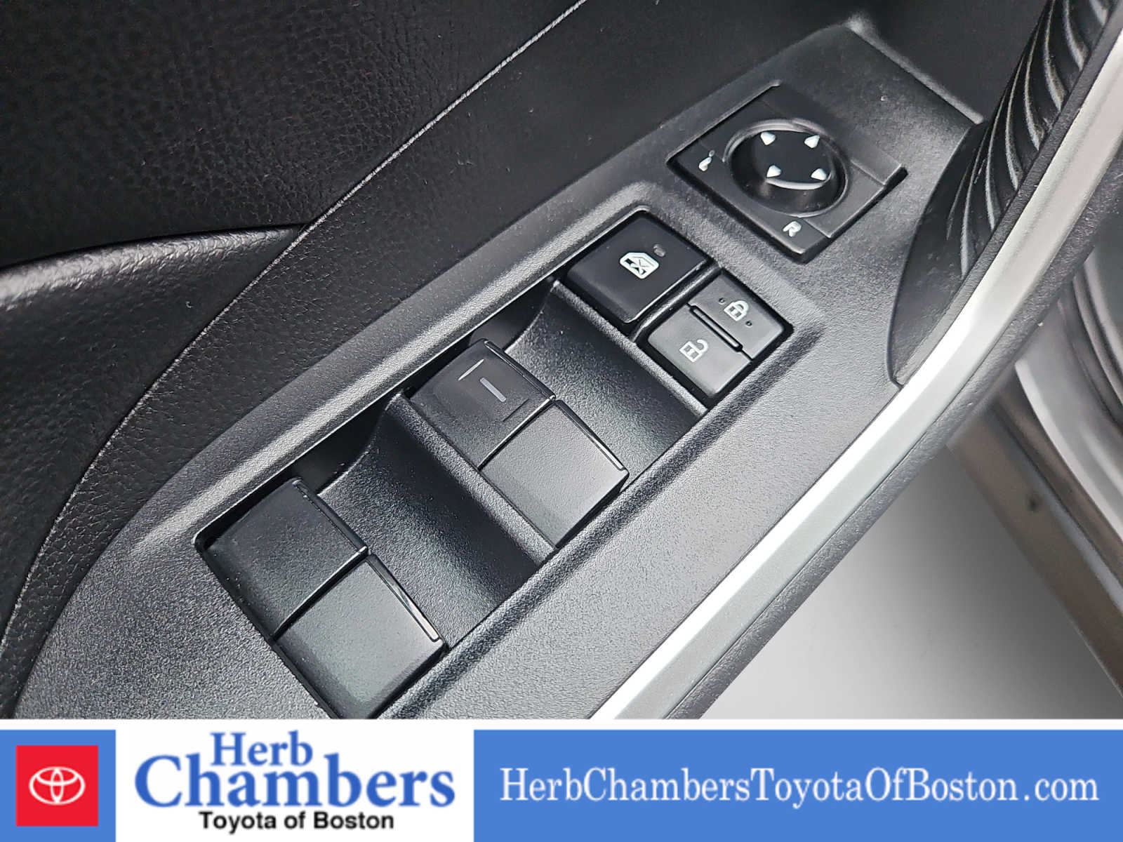 used 2022 Toyota RAV4 car, priced at $26,998