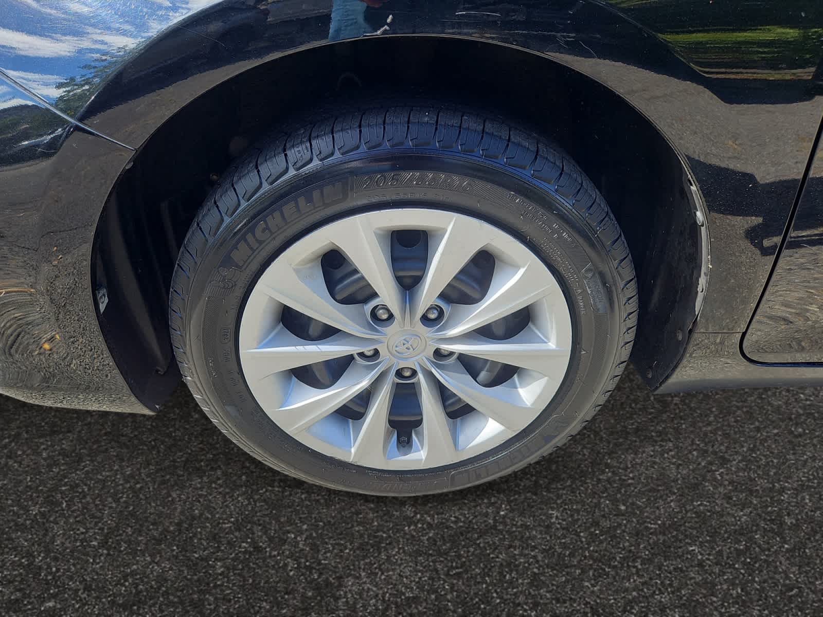 used 2015 Toyota Camry car, priced at $13,497