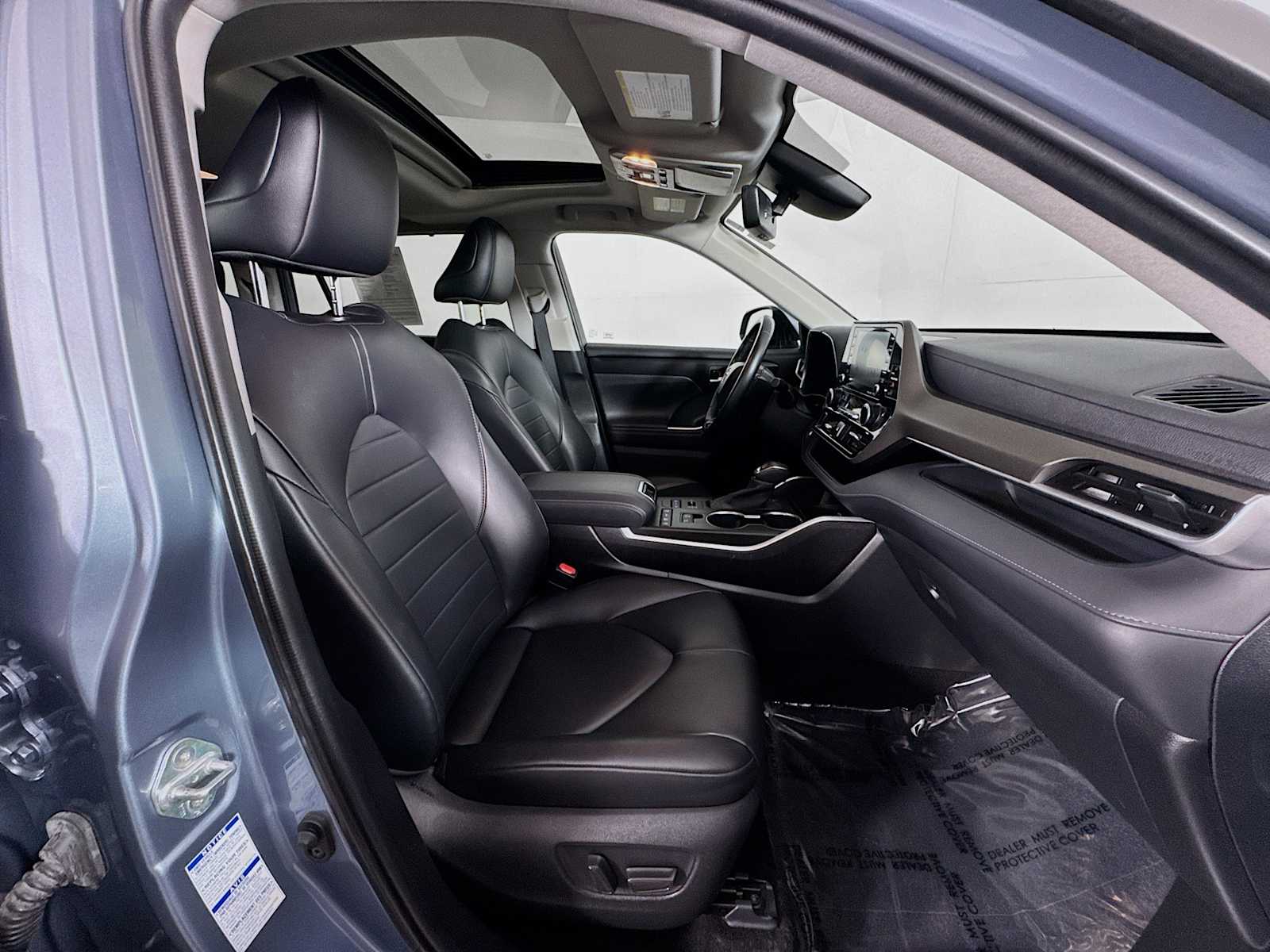 used 2020 Toyota Highlander car, priced at $32,497