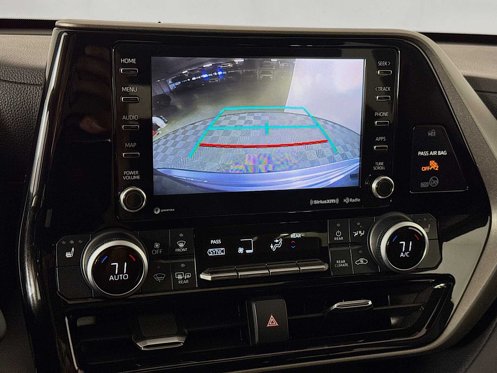 used 2020 Toyota Highlander car, priced at $32,497