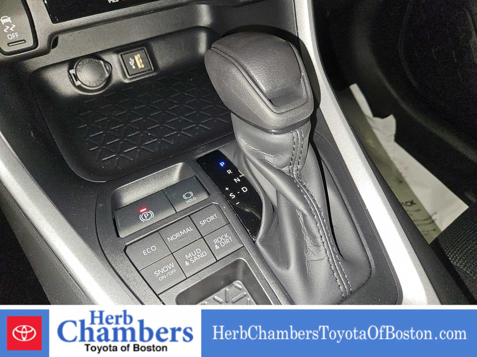 new 2025 Toyota RAV4 car, priced at $33,459