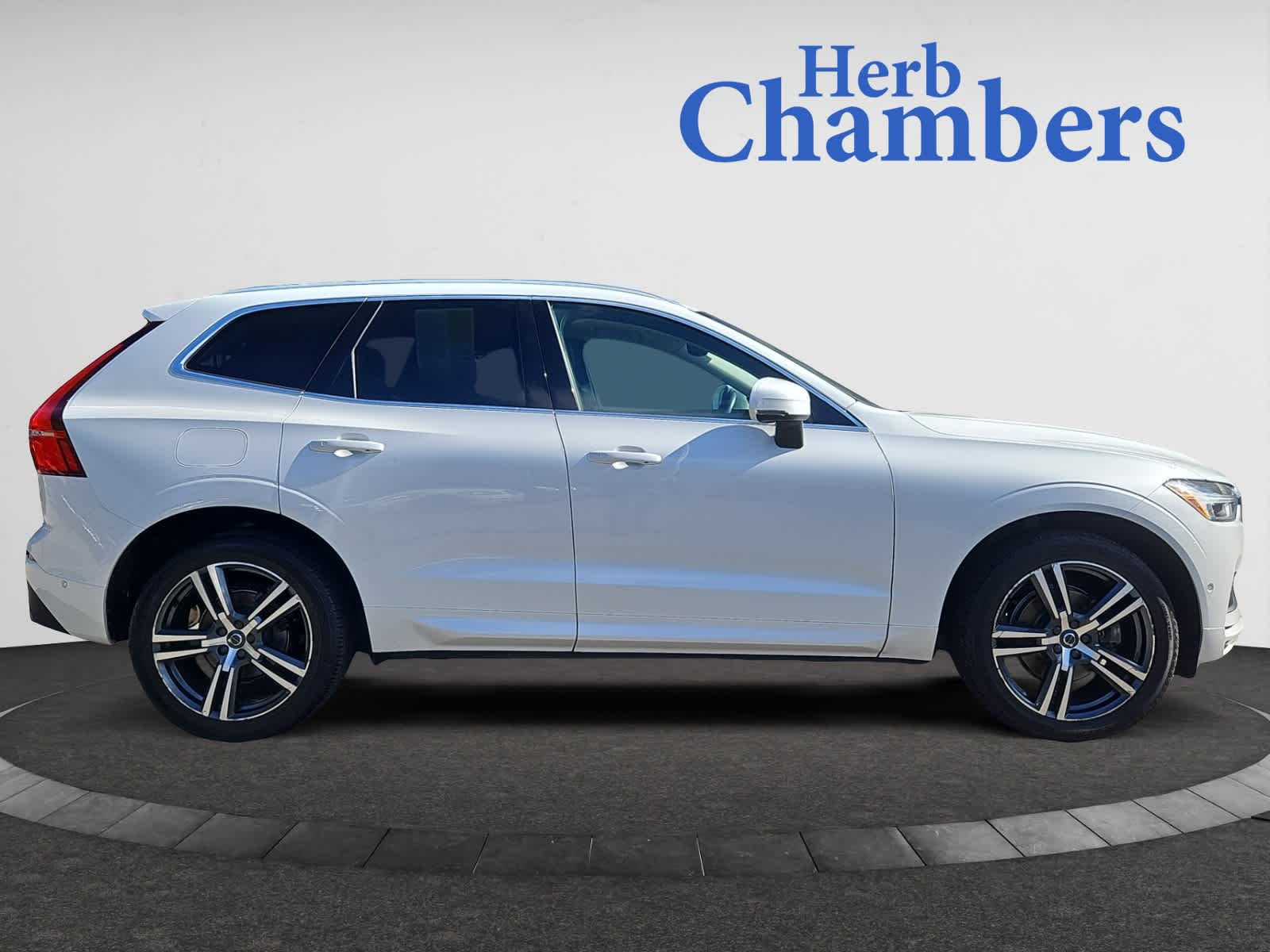 used 2018 Volvo XC60 car, priced at $23,297
