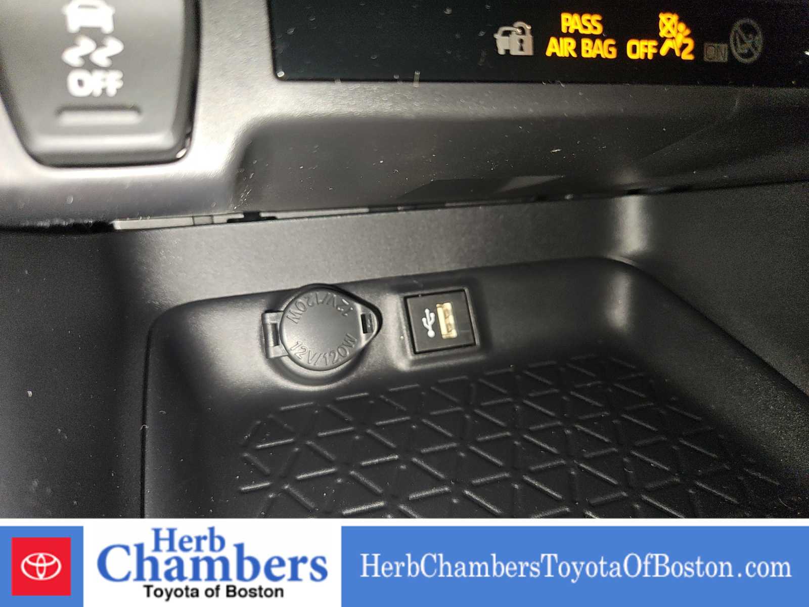 new 2025 Toyota RAV4 car, priced at $33,564