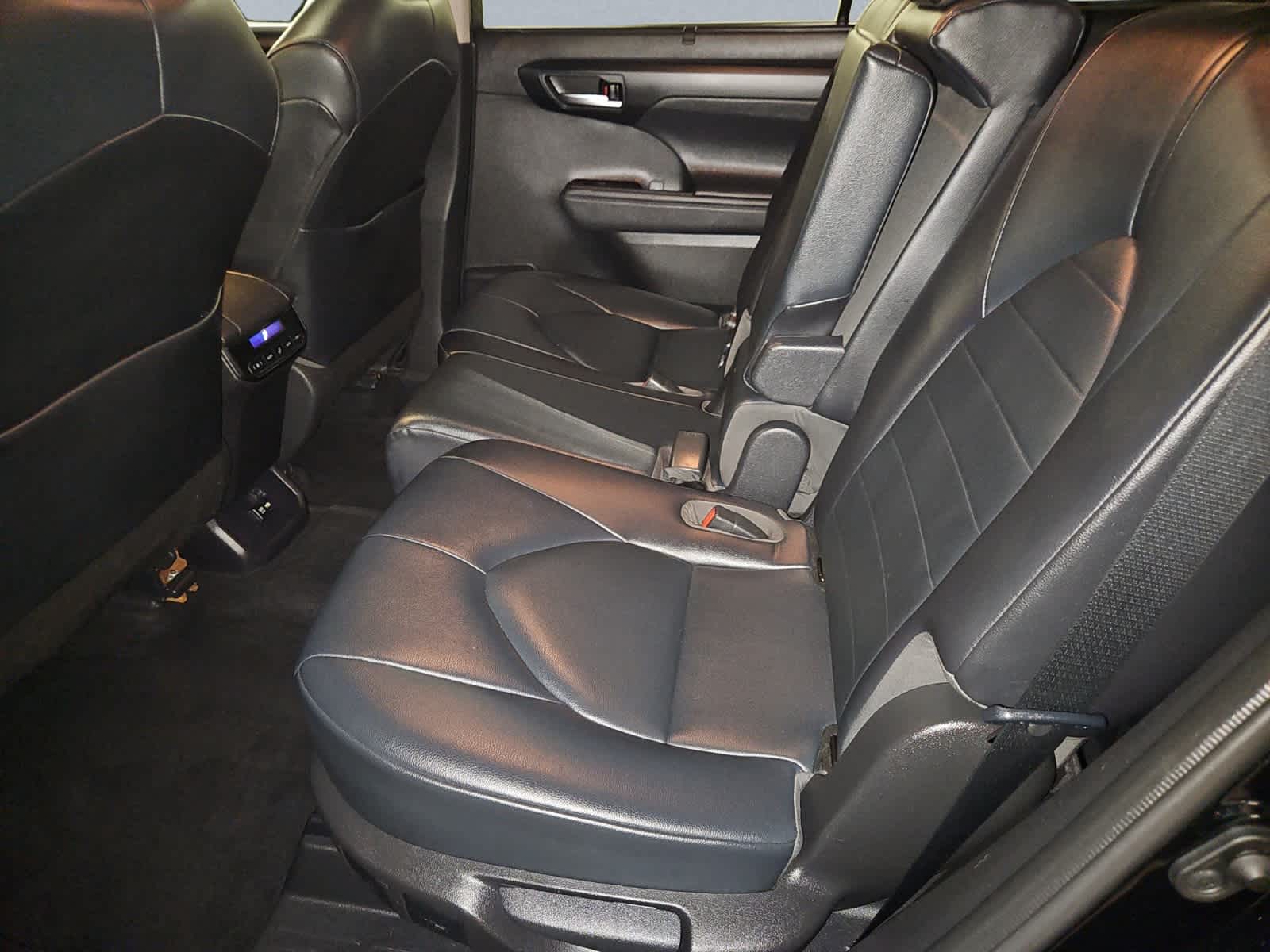 used 2021 Toyota Highlander car, priced at $29,998