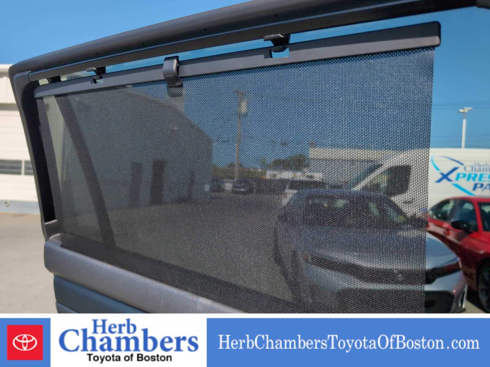 used 2024 Toyota Highlander car, priced at $44,297