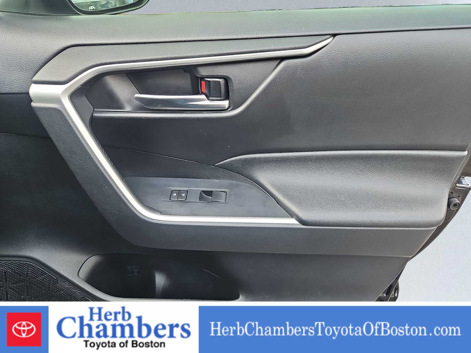 used 2020 Toyota RAV4 car, priced at $22,598