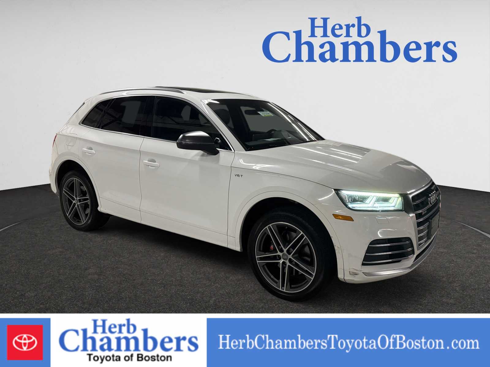 used 2018 Audi SQ5 car, priced at $19,998
