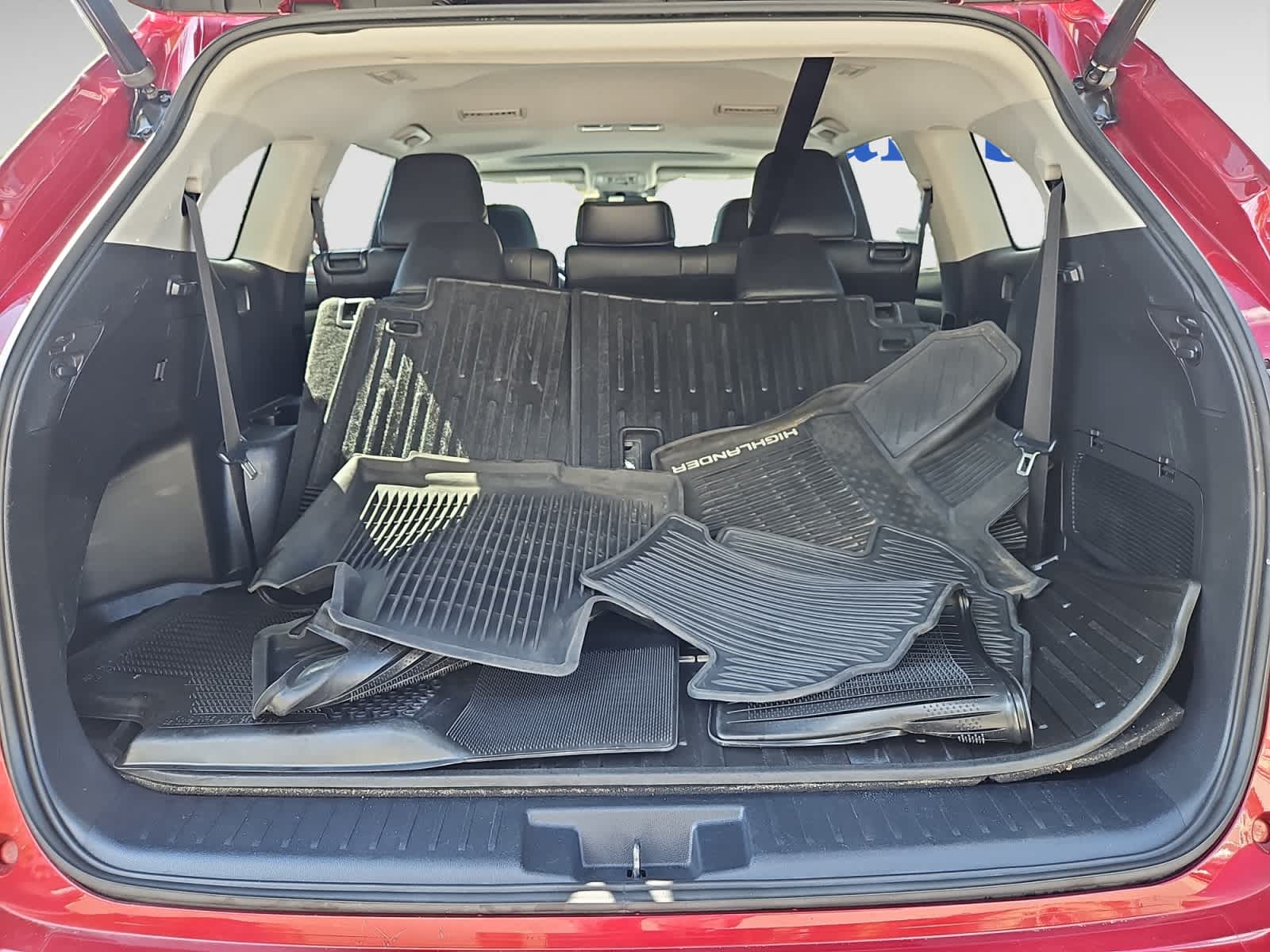used 2020 Toyota Highlander car, priced at $33,998