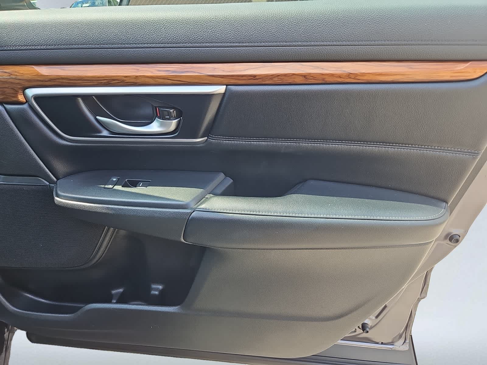 used 2021 Honda CR-V car, priced at $26,998