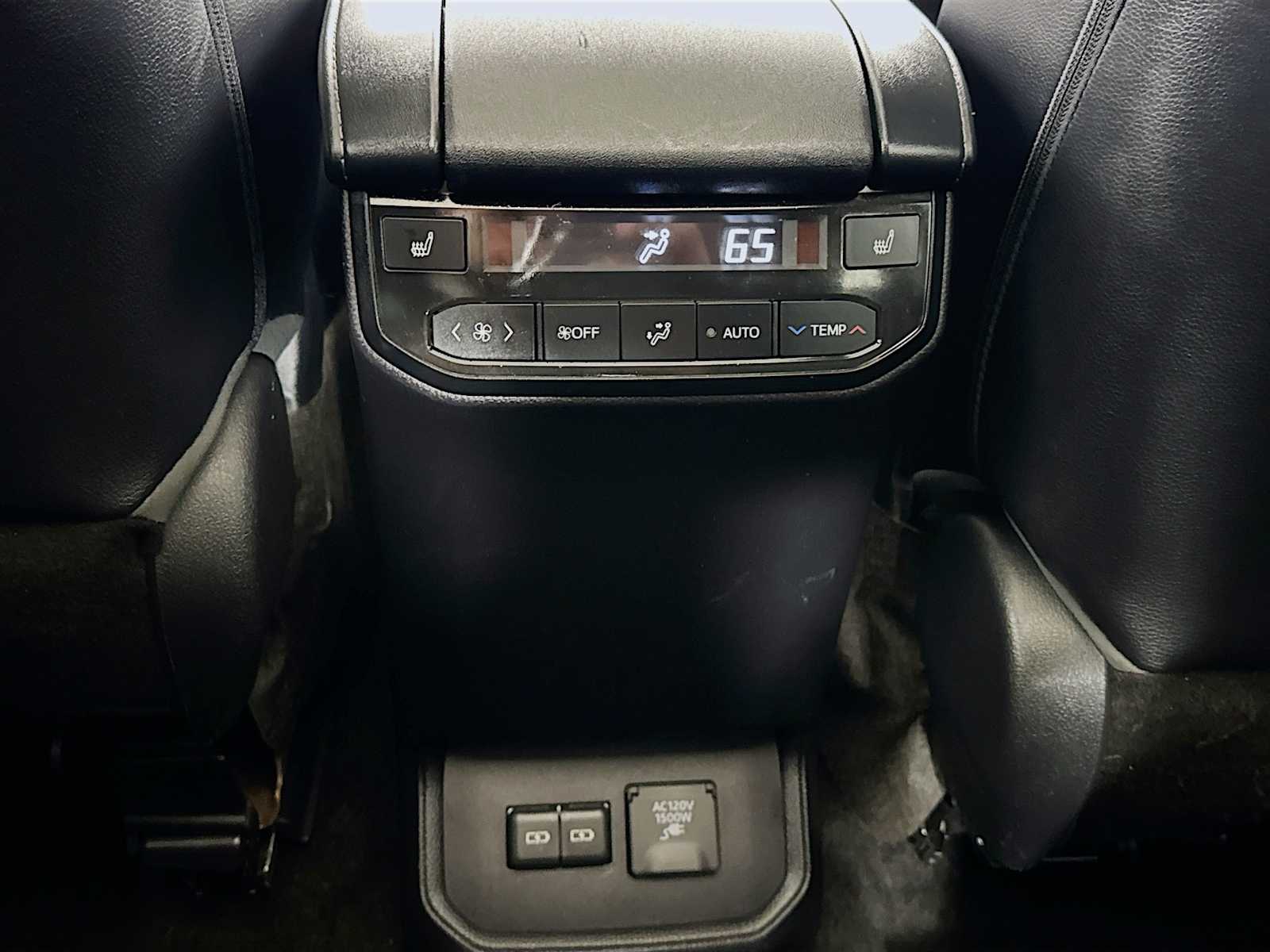 used 2023 Toyota Highlander car, priced at $49,497