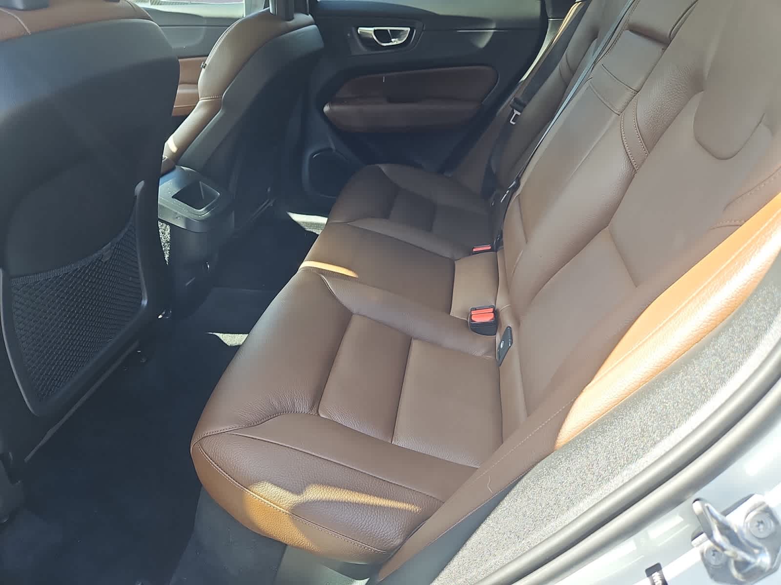 used 2018 Volvo XC60 car, priced at $23,297