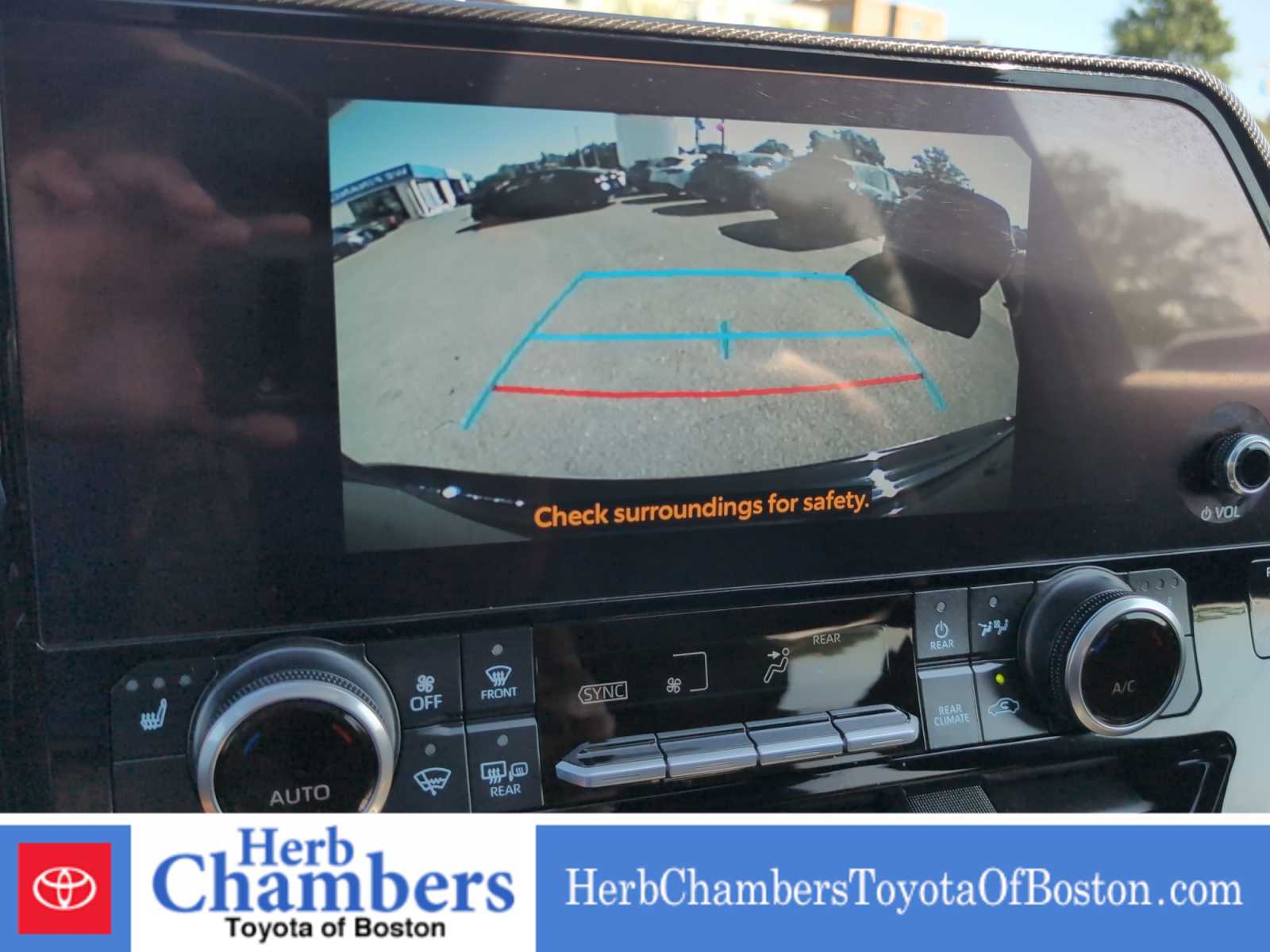 used 2024 Toyota Highlander car, priced at $44,297