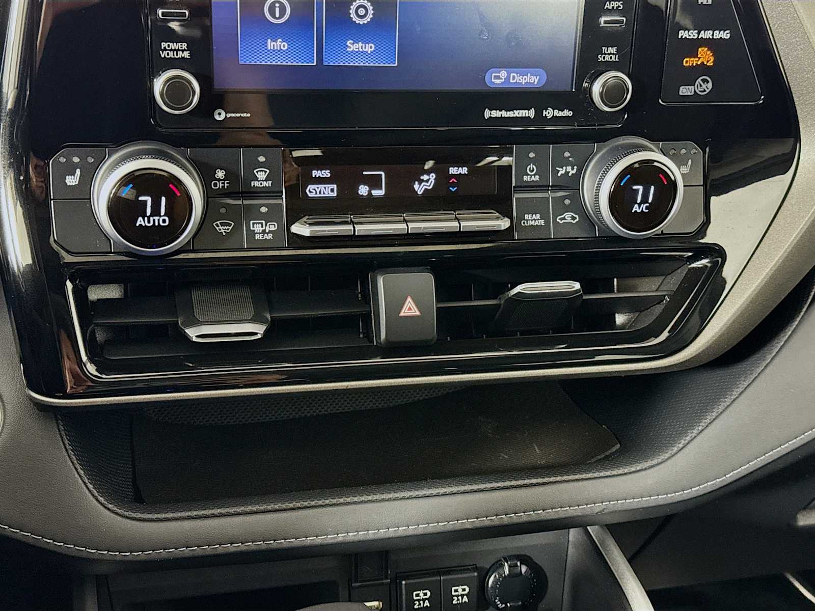 used 2020 Toyota Highlander car, priced at $32,497