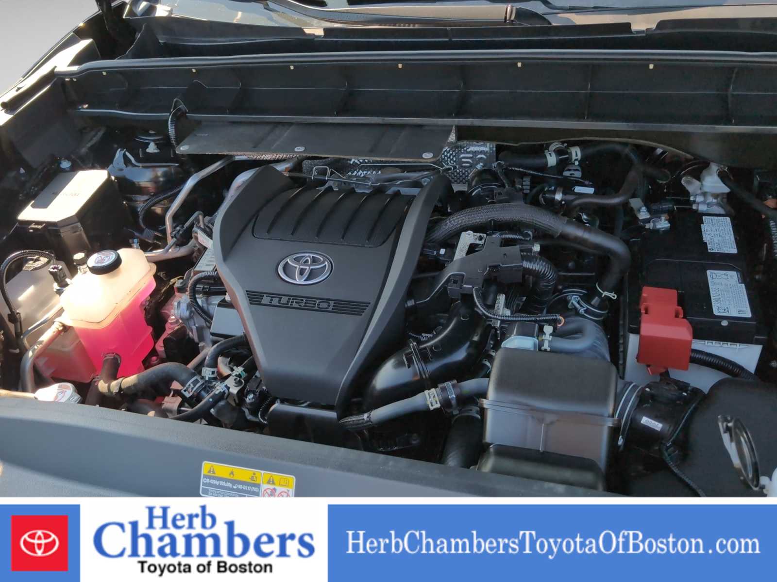 used 2024 Toyota Highlander car, priced at $44,297