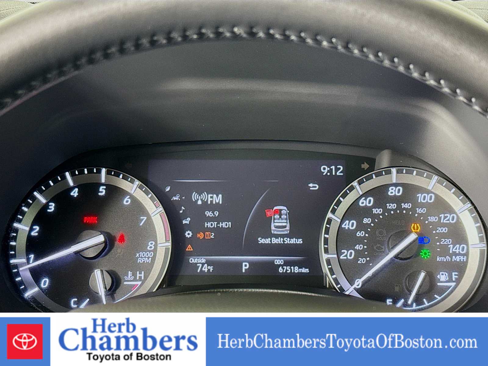 used 2021 Toyota Highlander car, priced at $32,897