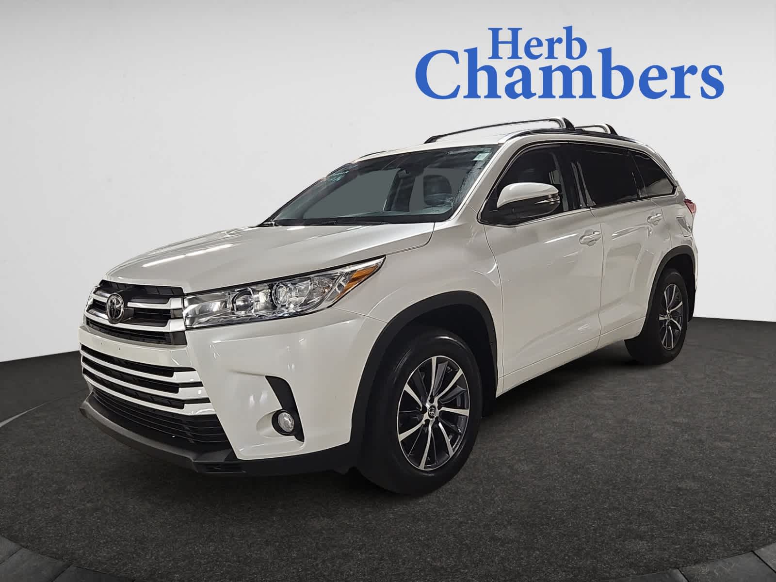 used 2018 Toyota Highlander car, priced at $29,397